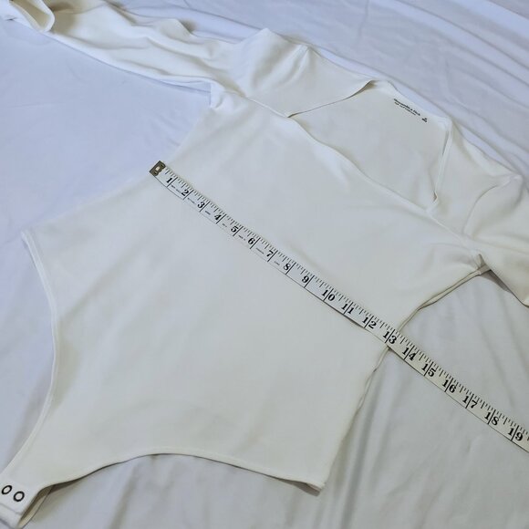 Abercrombie Long-Sleeve Ponte Squareneck Bodysuit - Medium - White/Cream - Picture 6 of 12